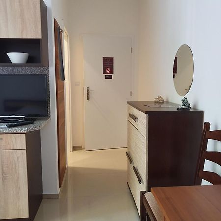 Madonna Apartments Karlovy Vary Ruang foto