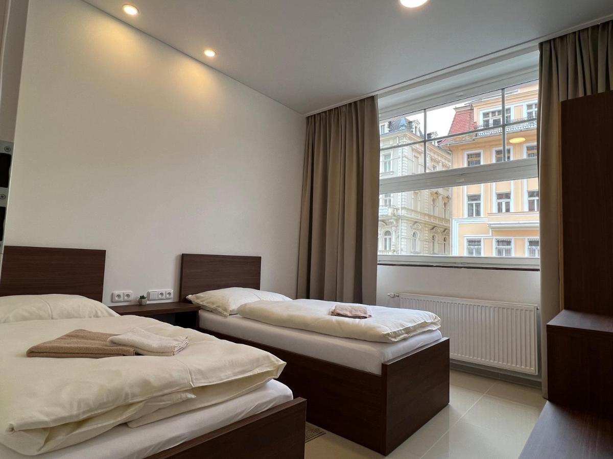 Madonna Apartments Karlovy Vary Bagian luar foto