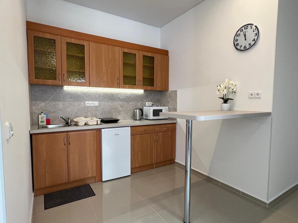 Madonna Apartments Karlovy Vary Bagian luar foto