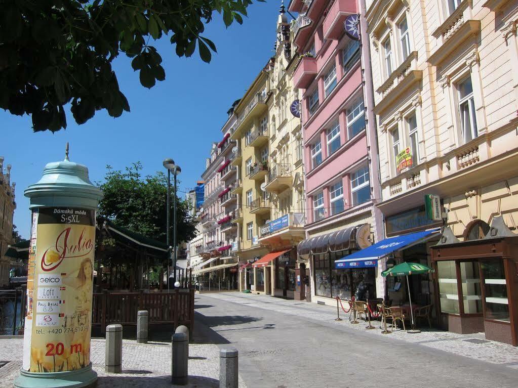 Madonna Apartments Karlovy Vary Bagian luar foto