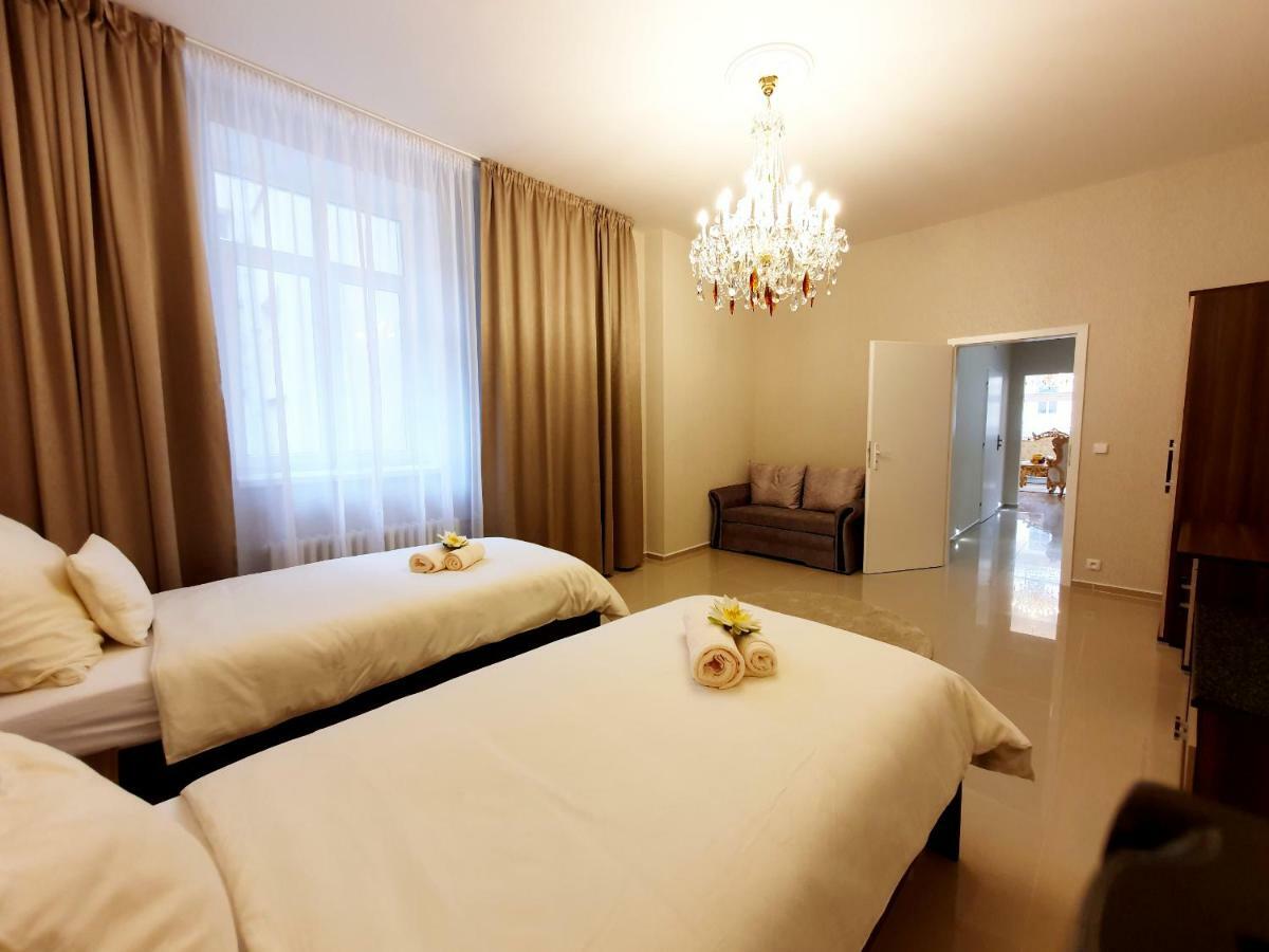 Madonna Apartments Karlovy Vary Bagian luar foto