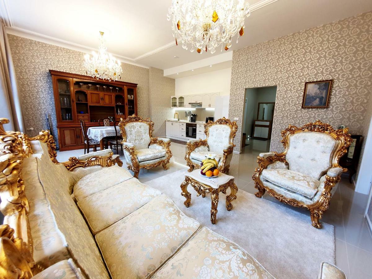 Madonna Apartments Karlovy Vary Bagian luar foto