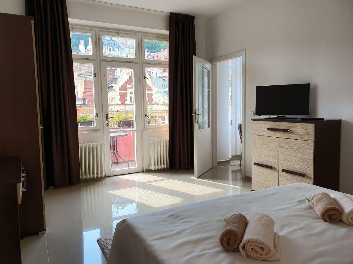 Madonna Apartments Karlovy Vary Bagian luar foto