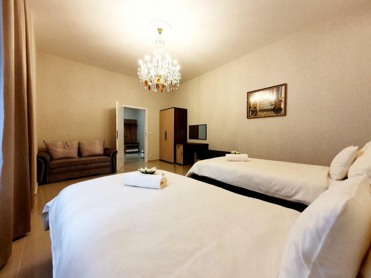 Madonna Apartments Karlovy Vary Bagian luar foto